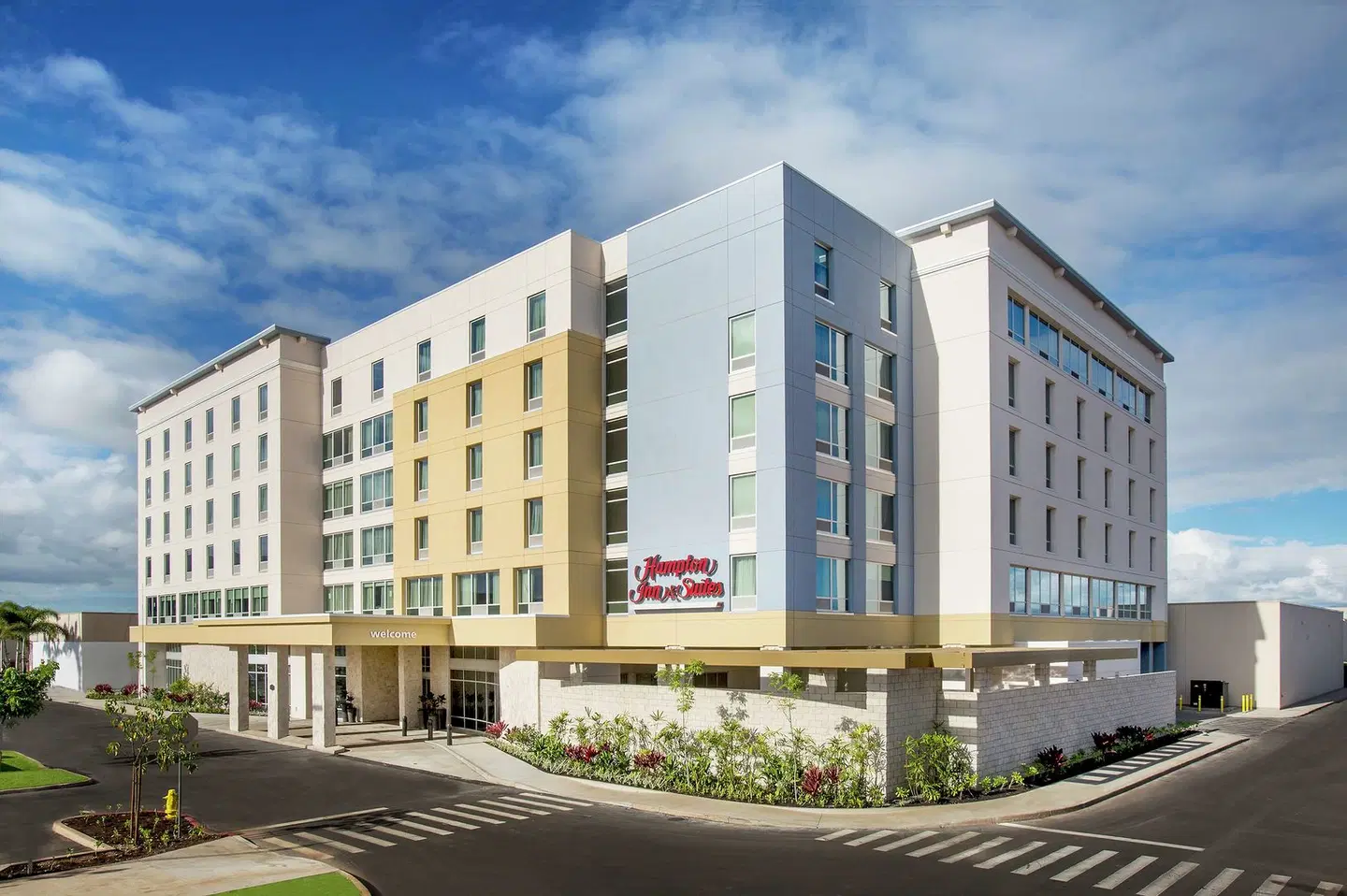 Hampton Inn & Suites Oahu/Kapolei EXTERIOR