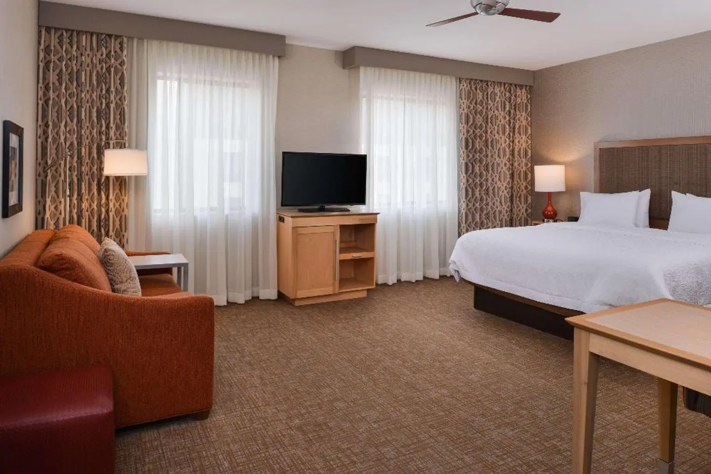 Hampton Inn & Suites Denver-Speer Boulevard ROOM_EXAMPLE