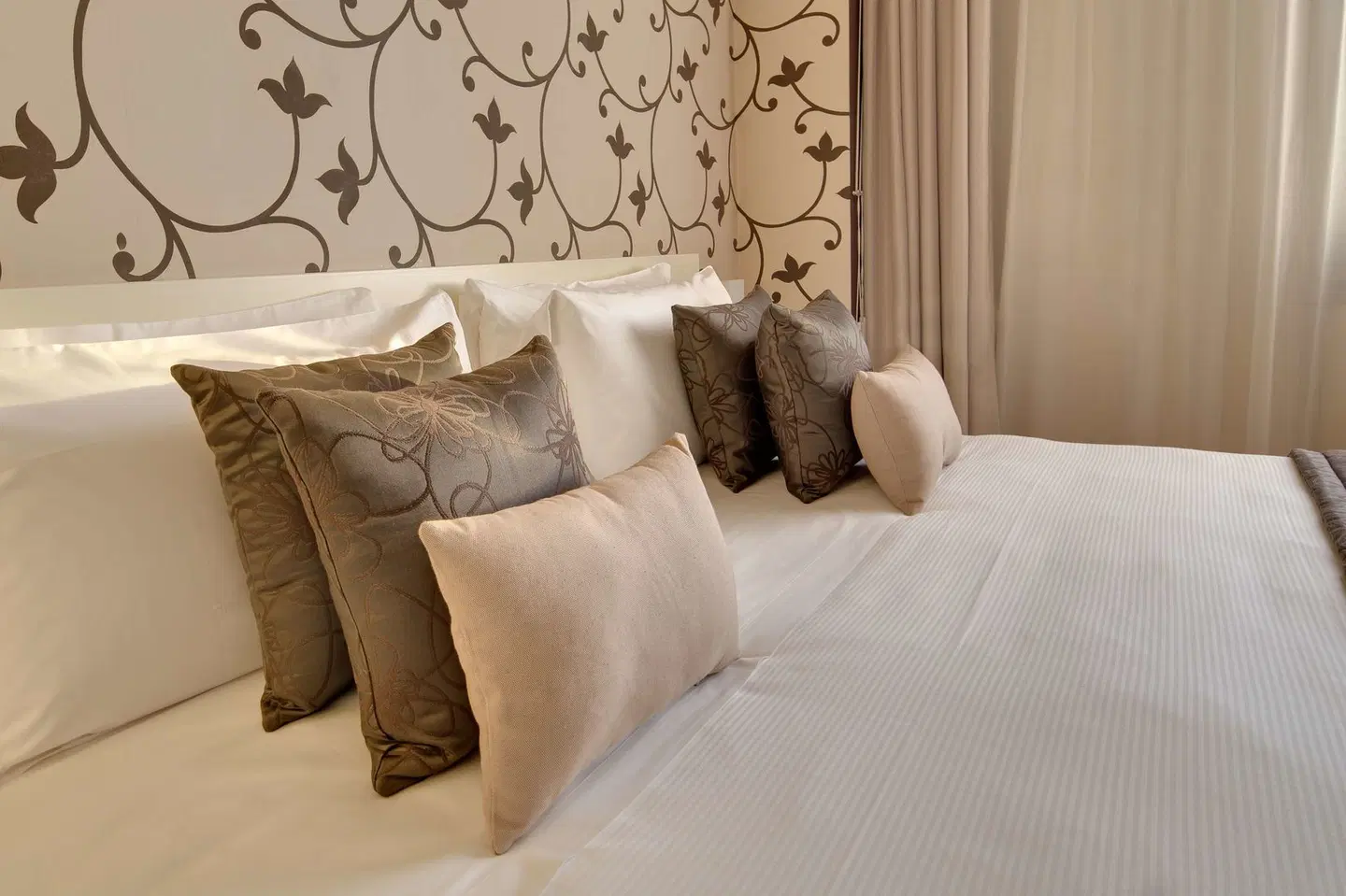 Best Western Plus Leone di Messapia Hotel & Conference ROOM_EXAMPLE