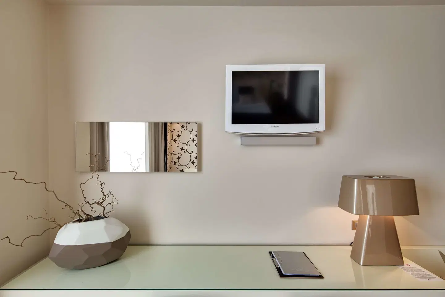 Best Western Plus Leone di Messapia Hotel & Conference ROOM_EXAMPLE