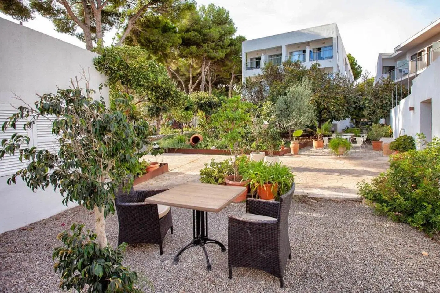 Petit Garden by Flacalco Garten