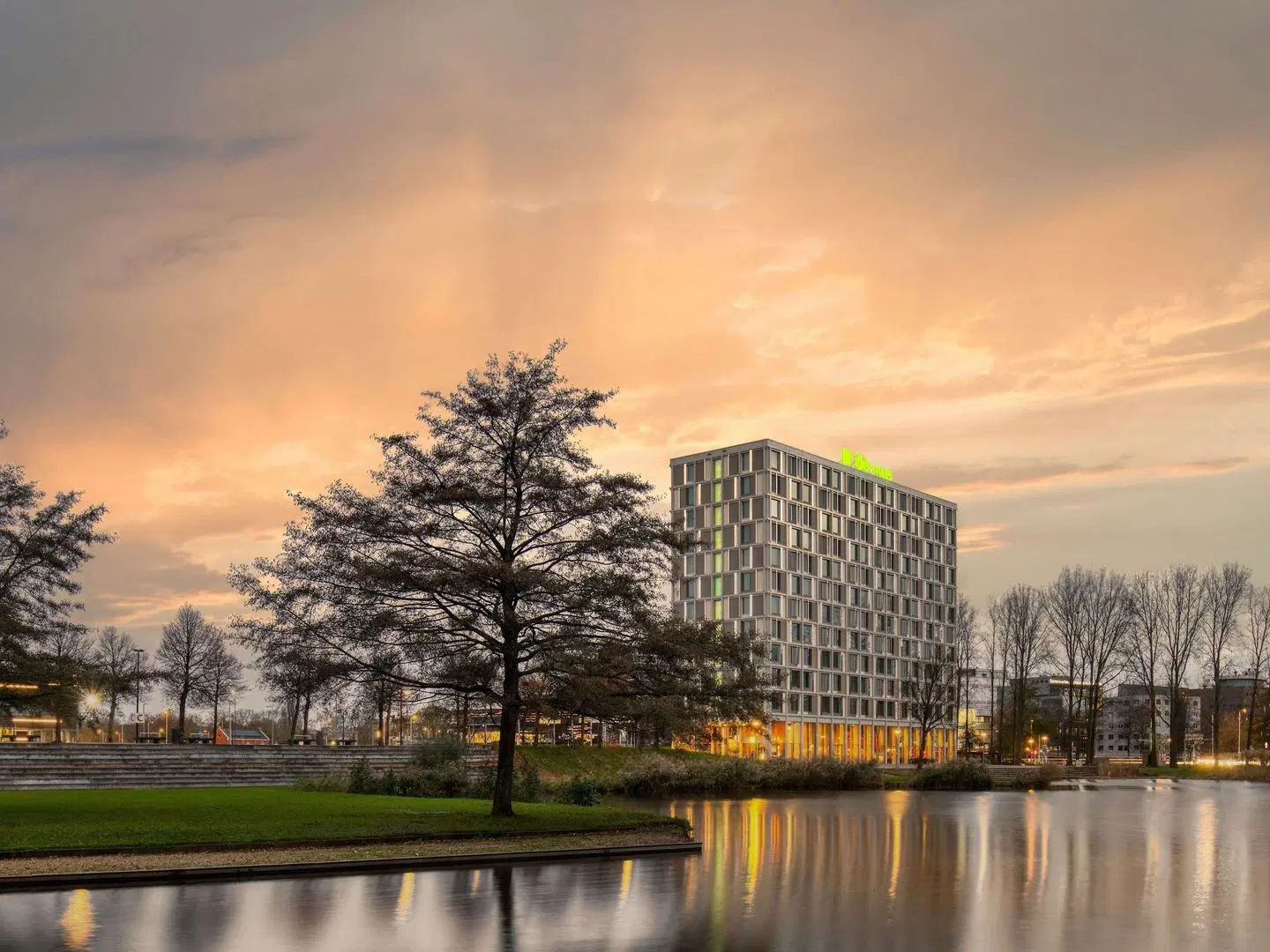 ibis Styles Rotterdam Ahoy EXTERIOR