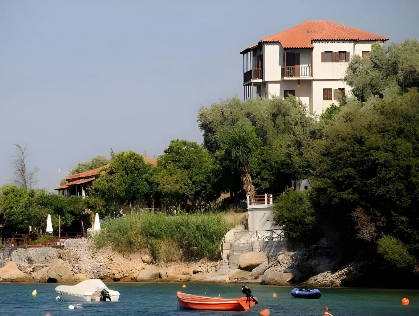 Melies Apartments EXTERIOR