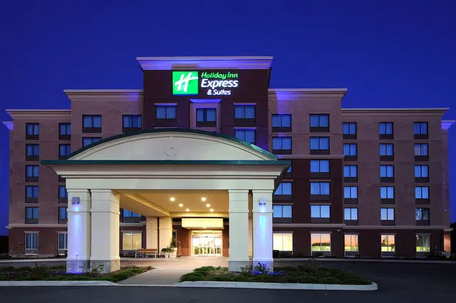 Holiday Inn Express & Suites Halifax Airport EXTERIOR