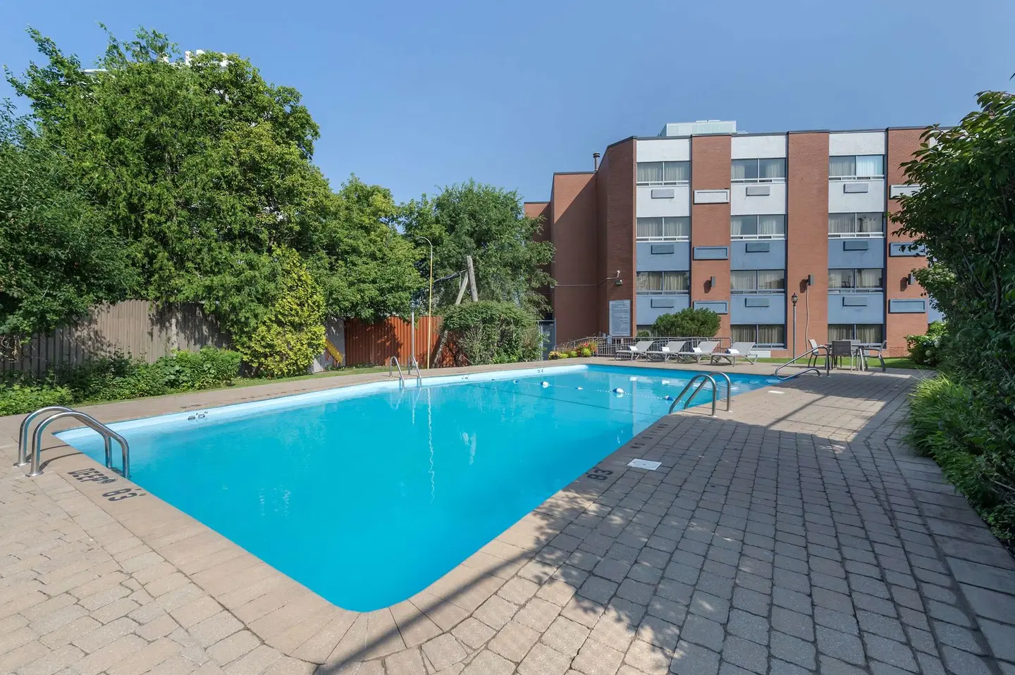 Best Western Plus Ottawa City Centre OUTDOOR_POOL