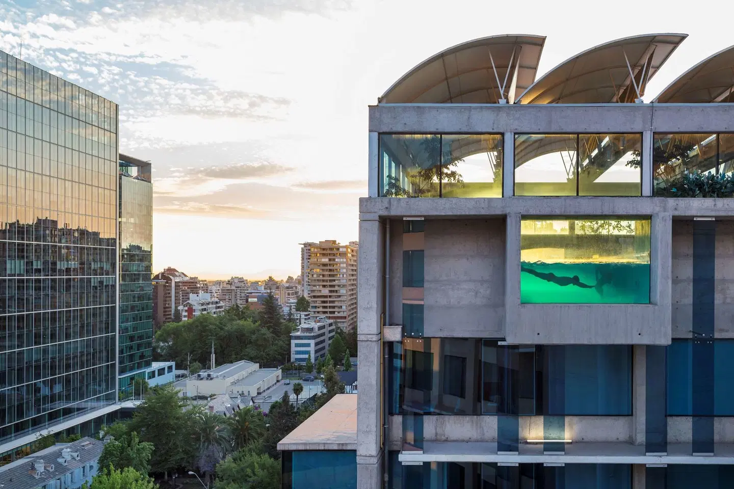 Best Western Premier Marina Las Condes EXTERIOR