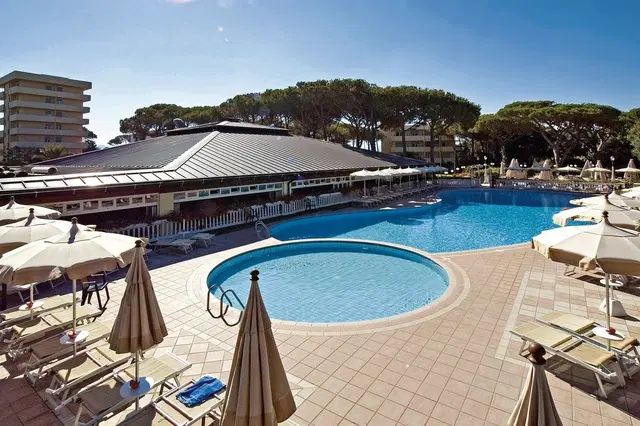 Park Hotel Marinetta OUTDOOR_POOL