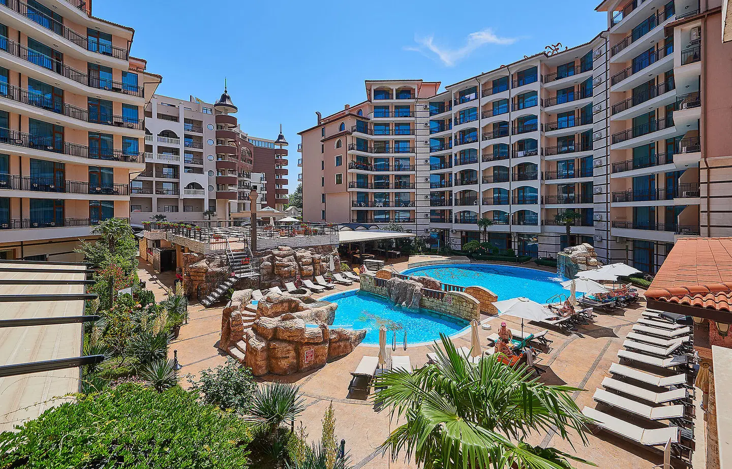 Hotel Karolina EXTERIOR