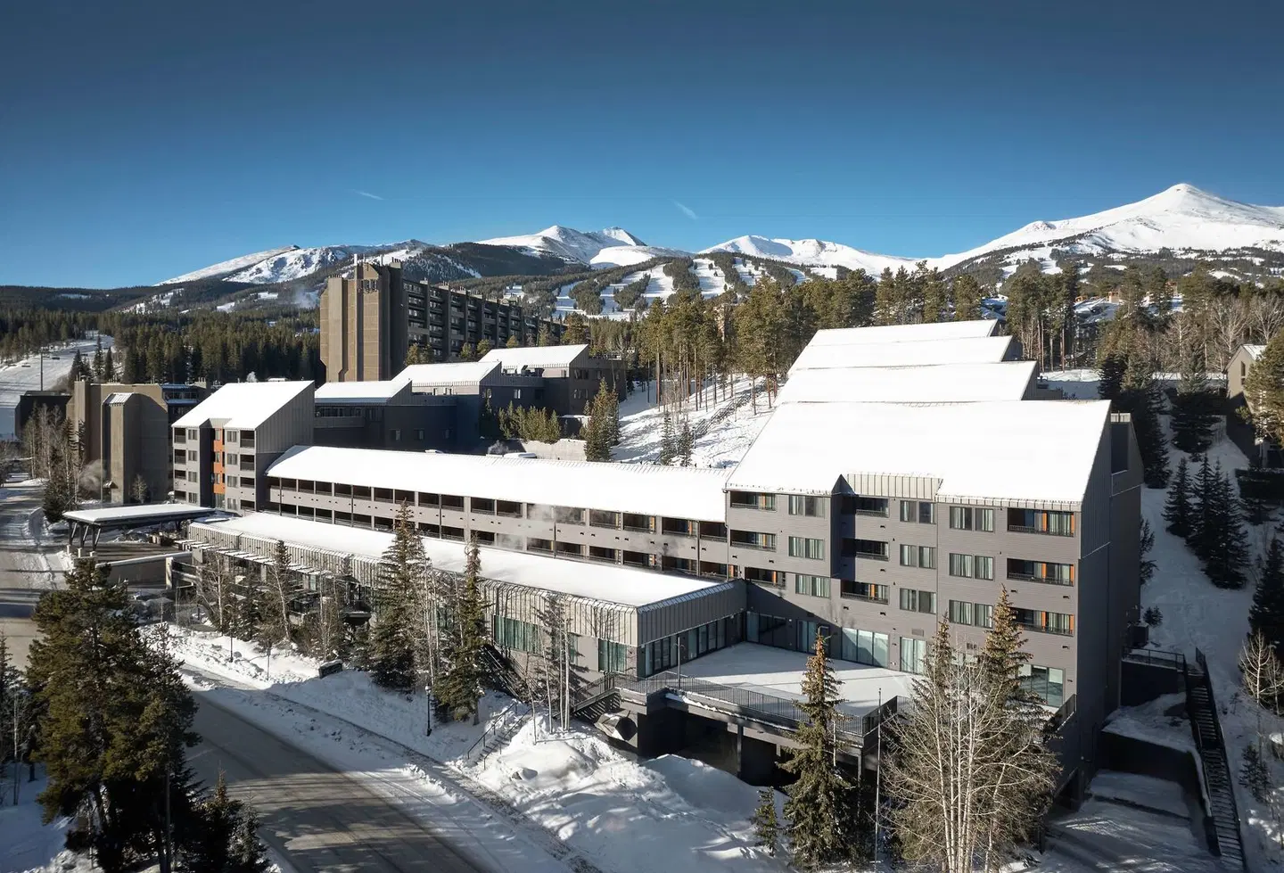 Hotel Alpenrock Breckenridge, Curio Collection by Hilton EXTERIOR