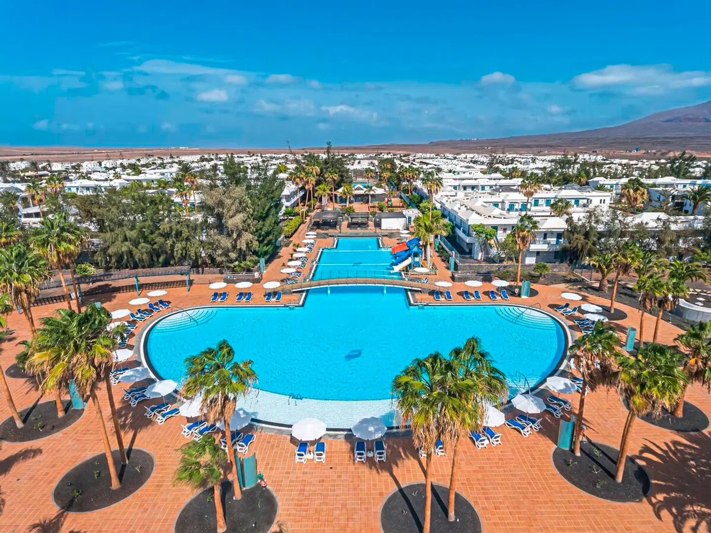 THB Tropical Island OUTDOOR_POOL