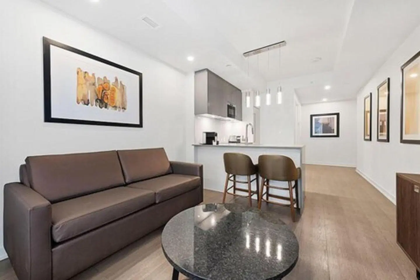 reStays Ottawa LOUNGE_LOBBY