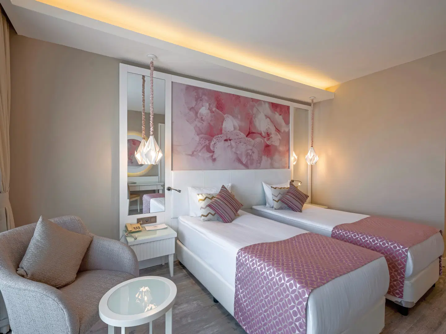 Diamond Premium Hotel & Spa ROOM_EXAMPLE