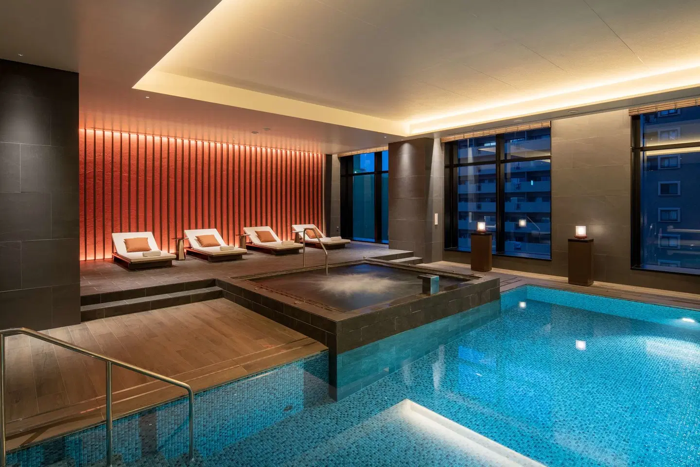 Hilton Hiroshima Hallenbad