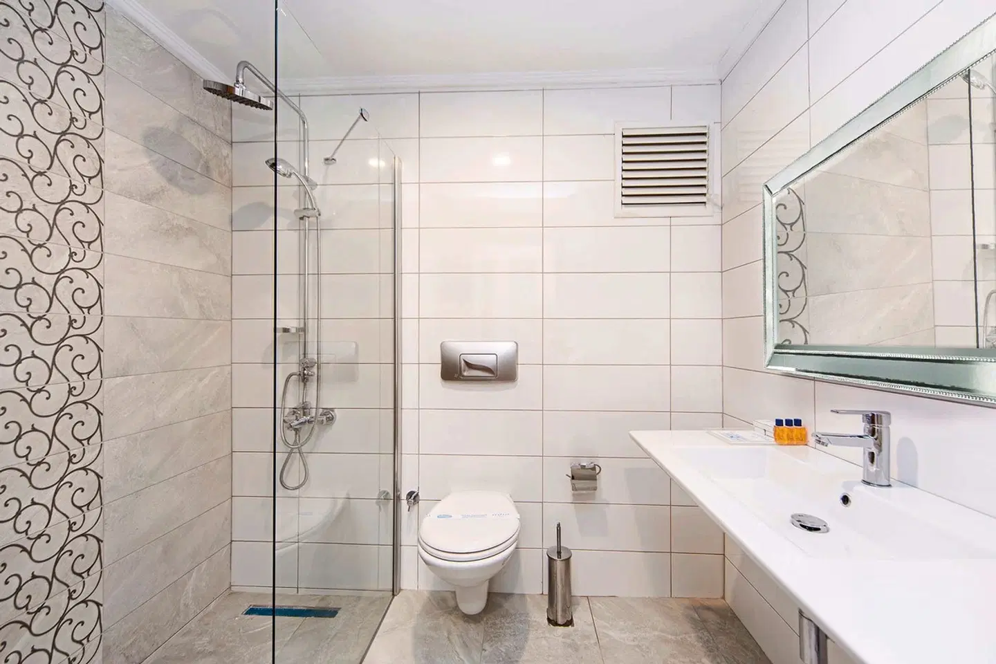 Eftalia Village Badezimmer