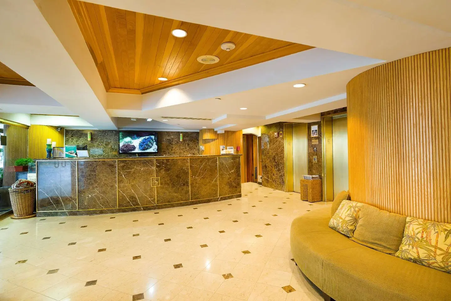 Castle Bamboo Waikiki Hotel LOUNGE_LOBBY