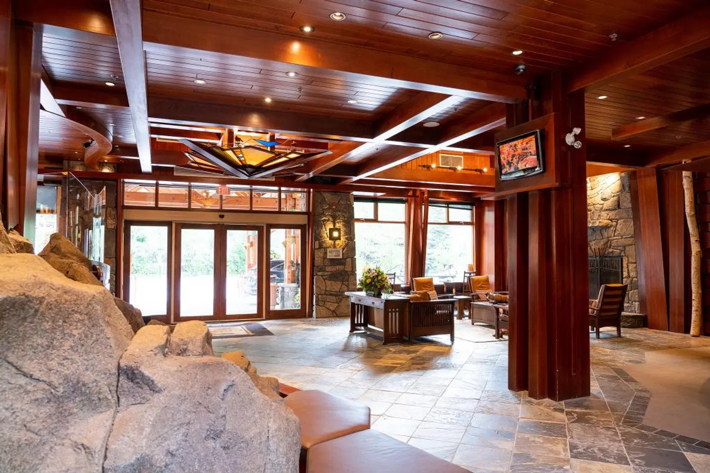 Fox Hotel & Suites LOUNGE_LOBBY