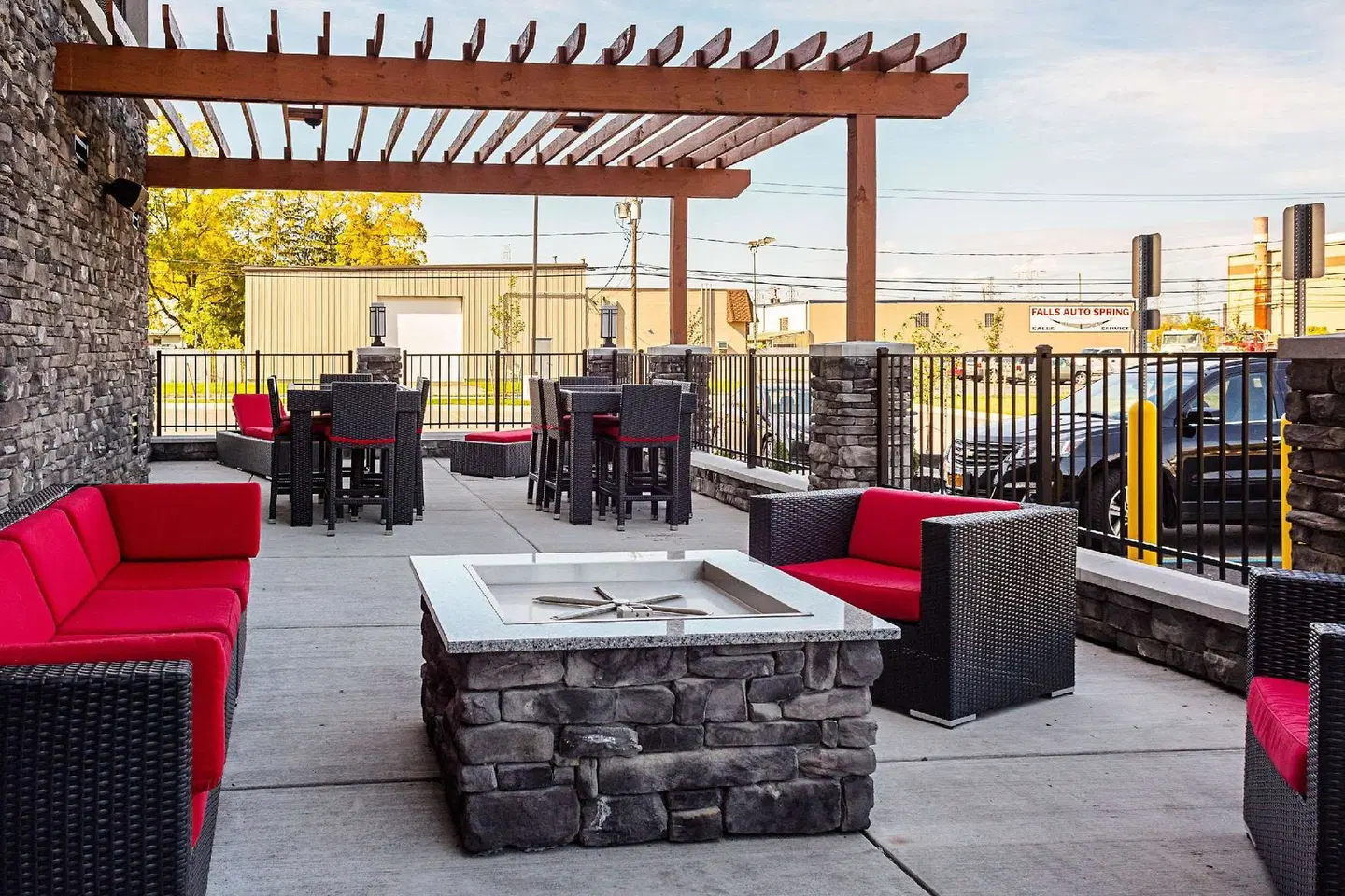 Comfort Inn & Suites Niagara Falls Terrasse