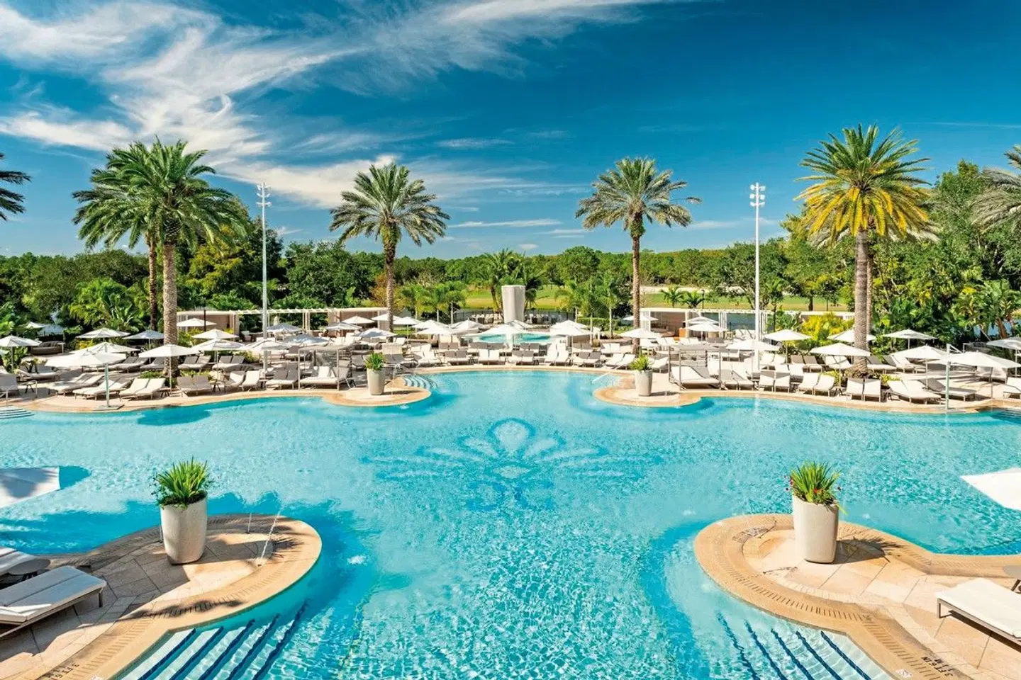 The Ritz-Carlton Orlando, Grande Lakes OUTDOOR_POOL