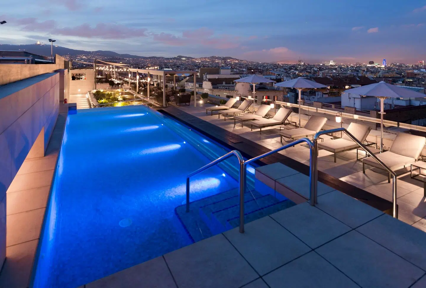 InterContinental Barcelona OUTDOOR_POOL