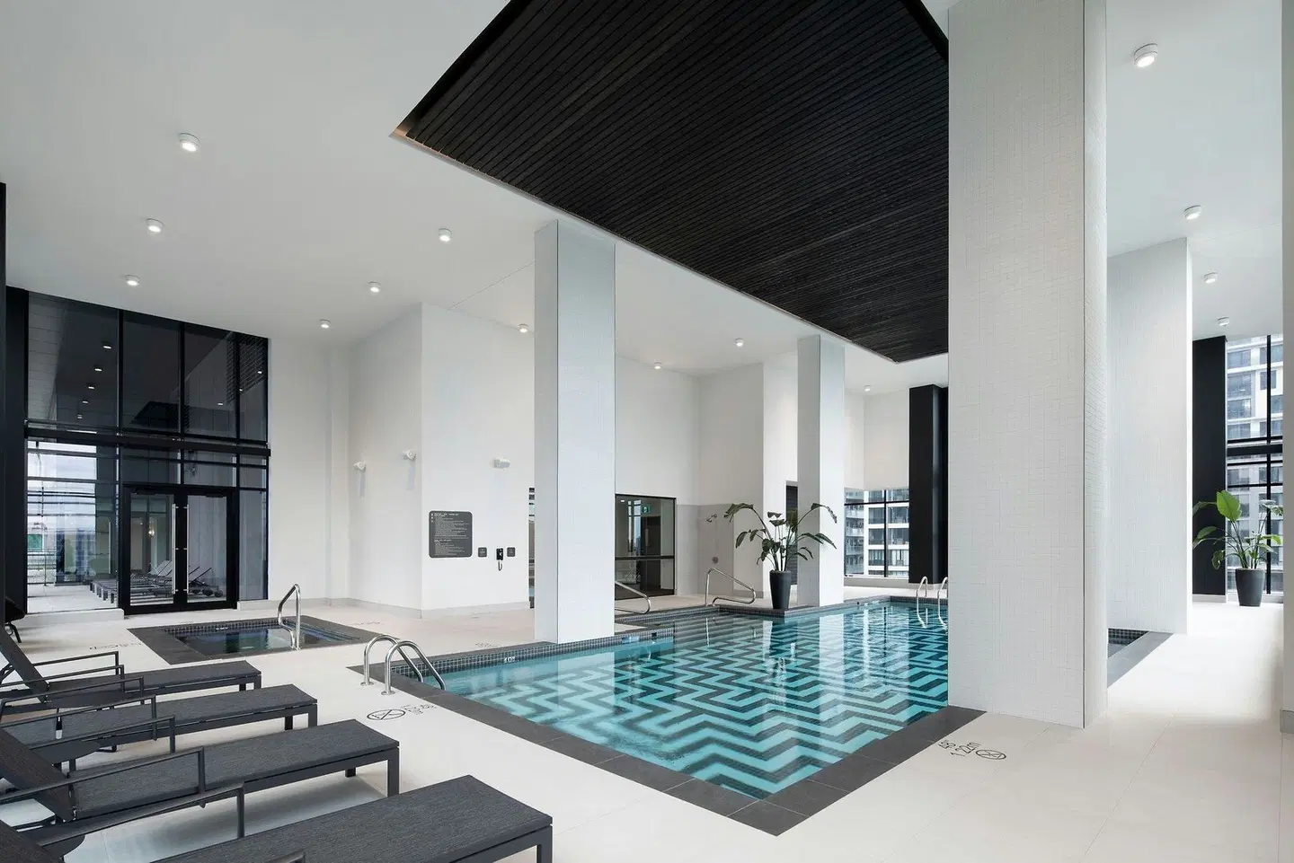 The Honeyrose Hotel, Montreal, A Tribute Portfolio Hotel Hallenbad