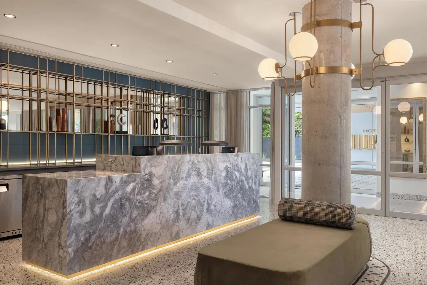 Railwayparc Montreal, Tapestry Collection by Hilton LOUNGE_LOBBY