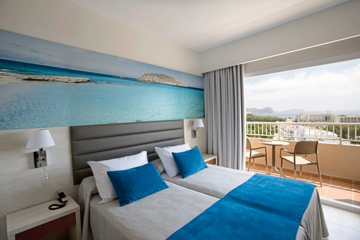 Invisa Ereso ROOM_EXAMPLE