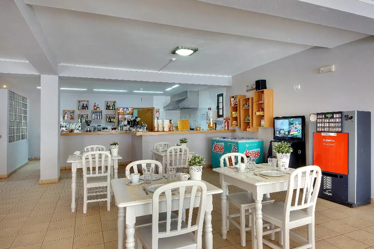 Apartamentos Turisticos Novochoro & Villas Bar