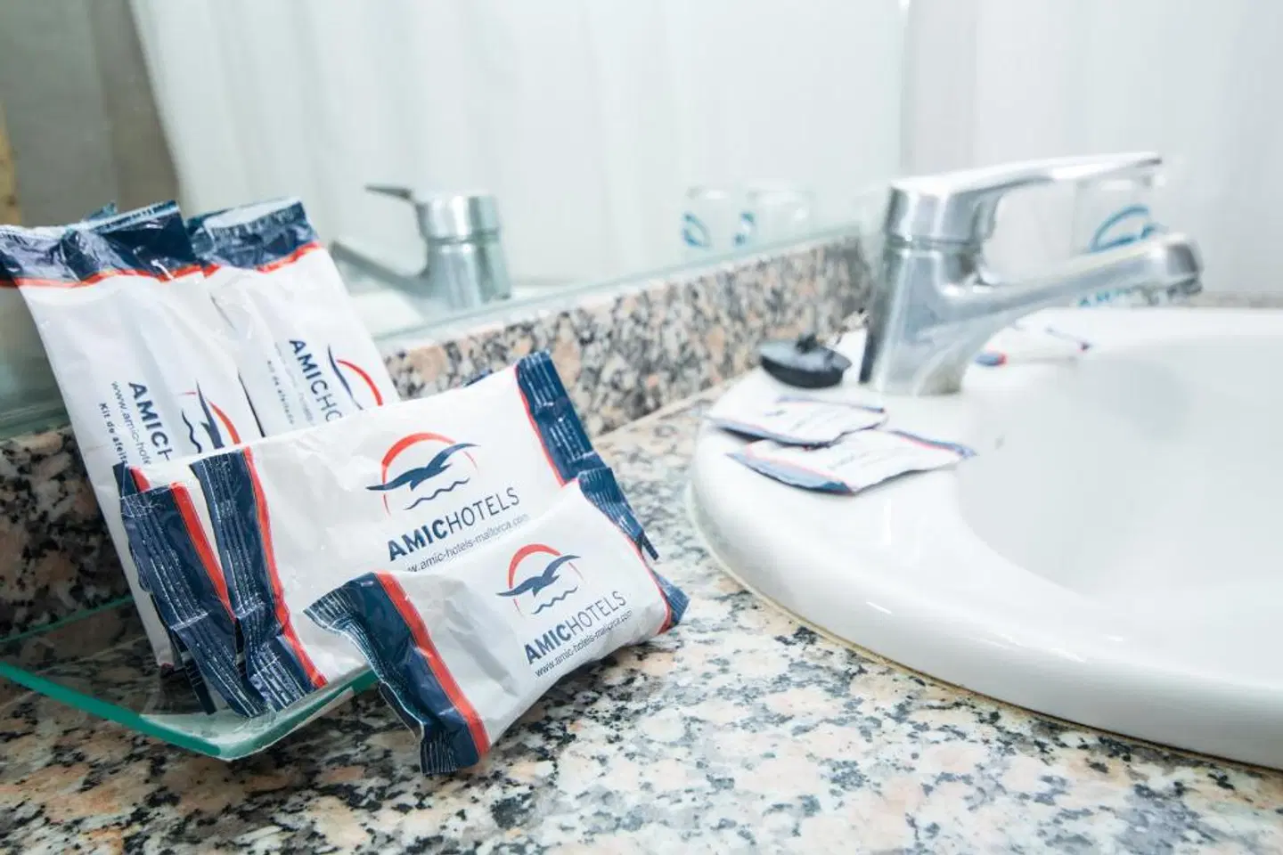 Amic Gala Restaurant