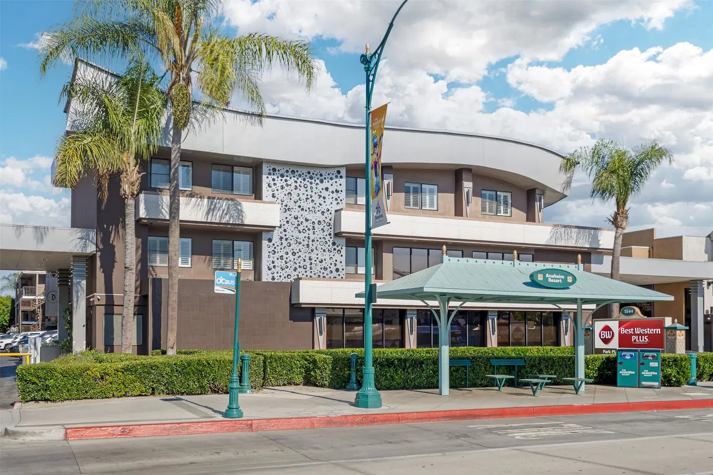 Best Western Plus Park Place Inn - Mini Suites EXTERIOR