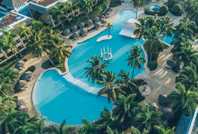 Iberostar Waves Costa Dorada OUTDOOR_POOL