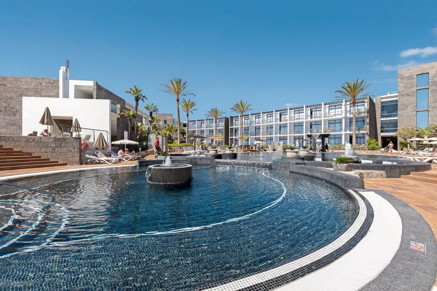 Mirador Papagayo by LIVVO OUTDOOR_POOL