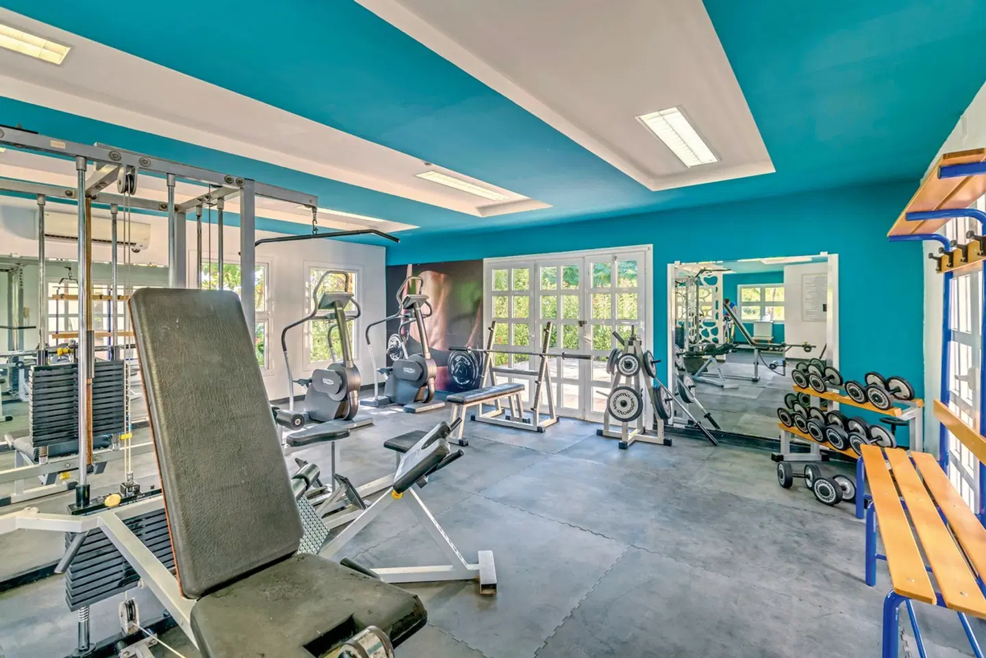 Memories Caribe Beach Resort SPORTS_AND_LEISURE