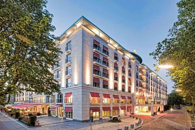 Grand Elysée Hamburg EXTERIOR