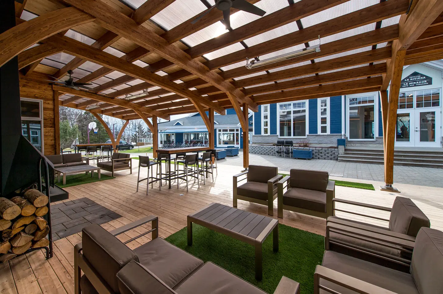 Auberge de la Pointe LOUNGE_LOBBY