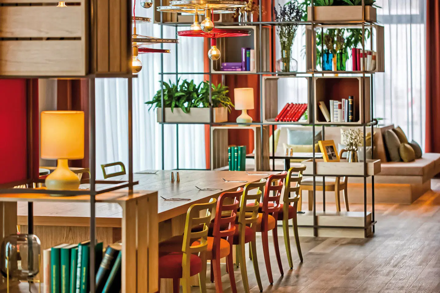 IntercityHotel Wiesbaden Bar