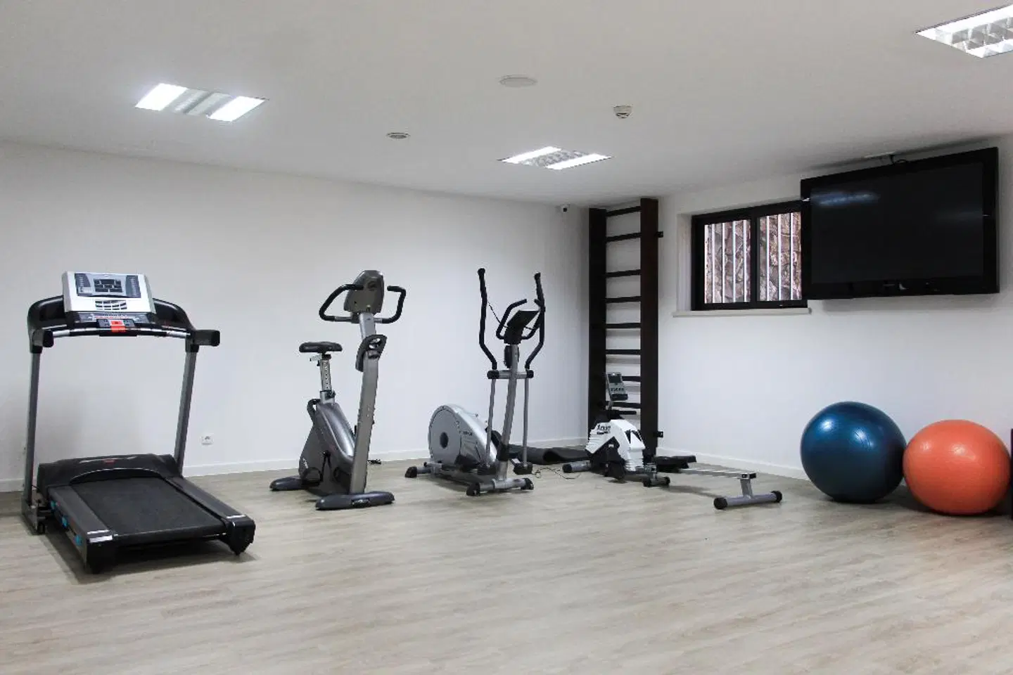 Vitor's Village SPORTS_AND_LEISURE