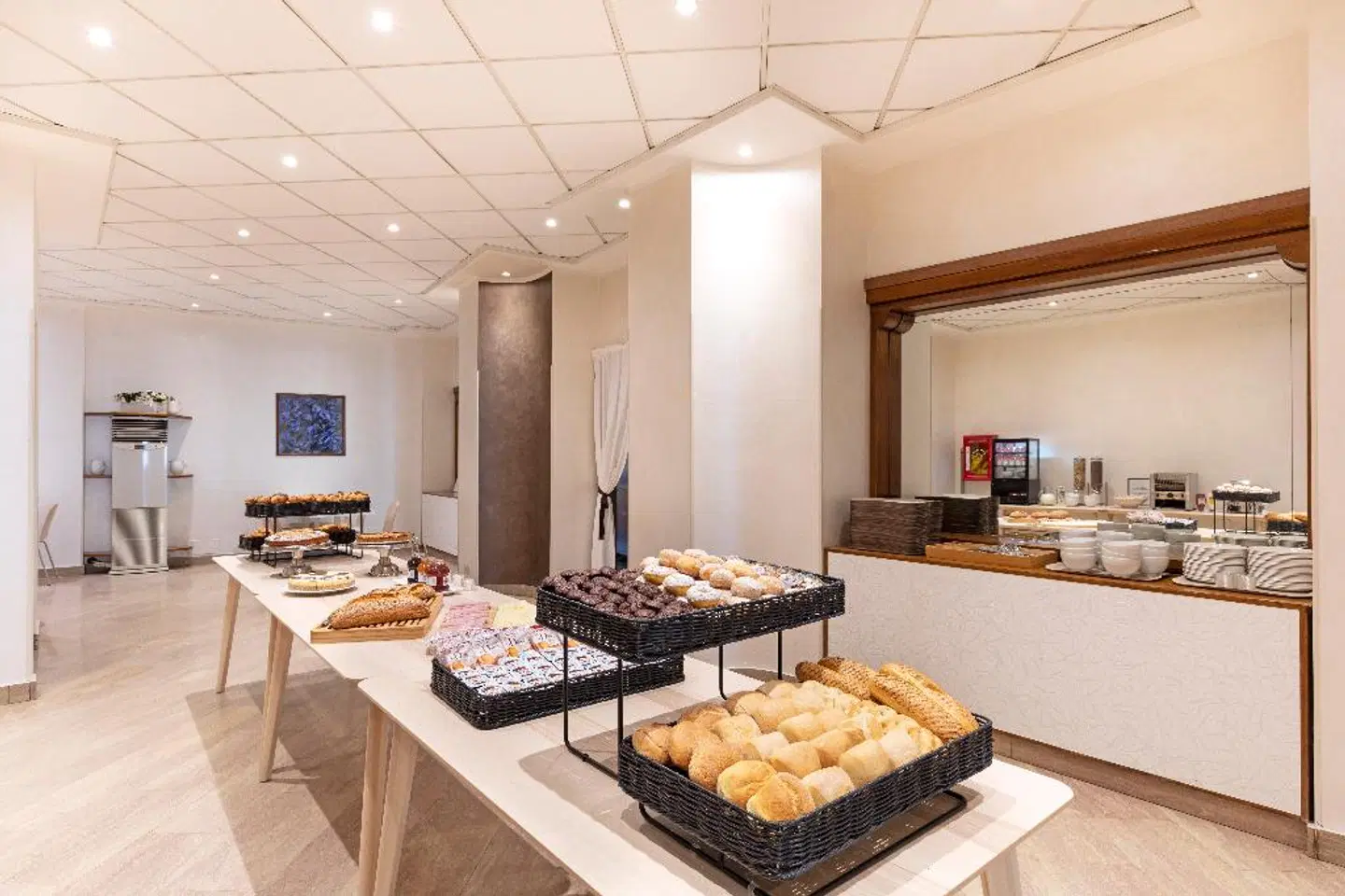 B&B Hotel Como City Center ROOM_EXAMPLE