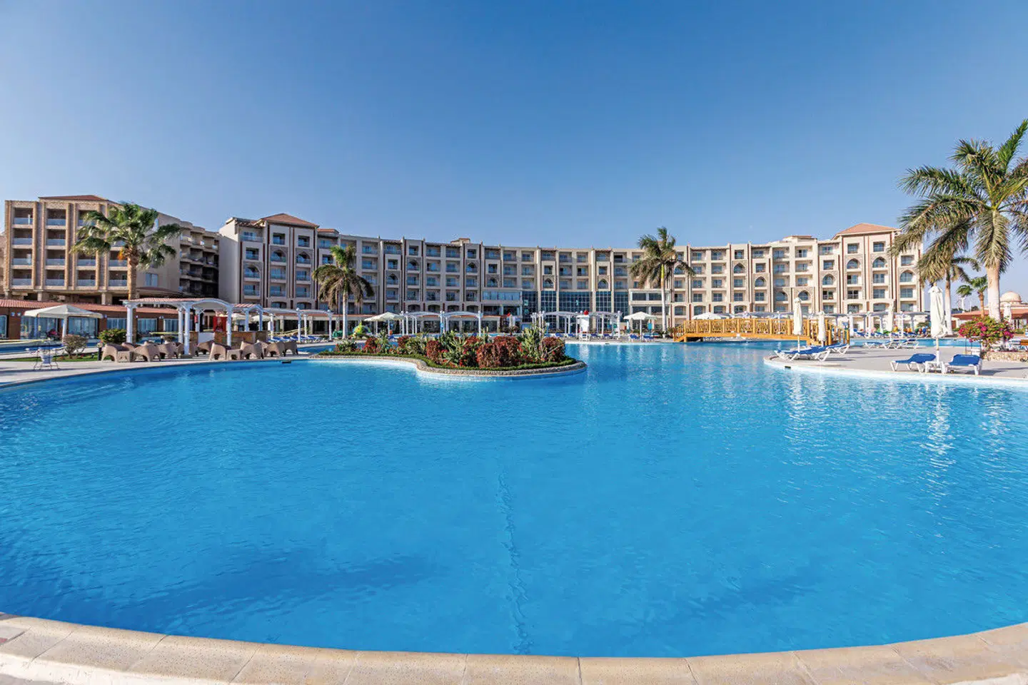 SUNRISE Alora Aqua Park Resort OUTDOOR_POOL