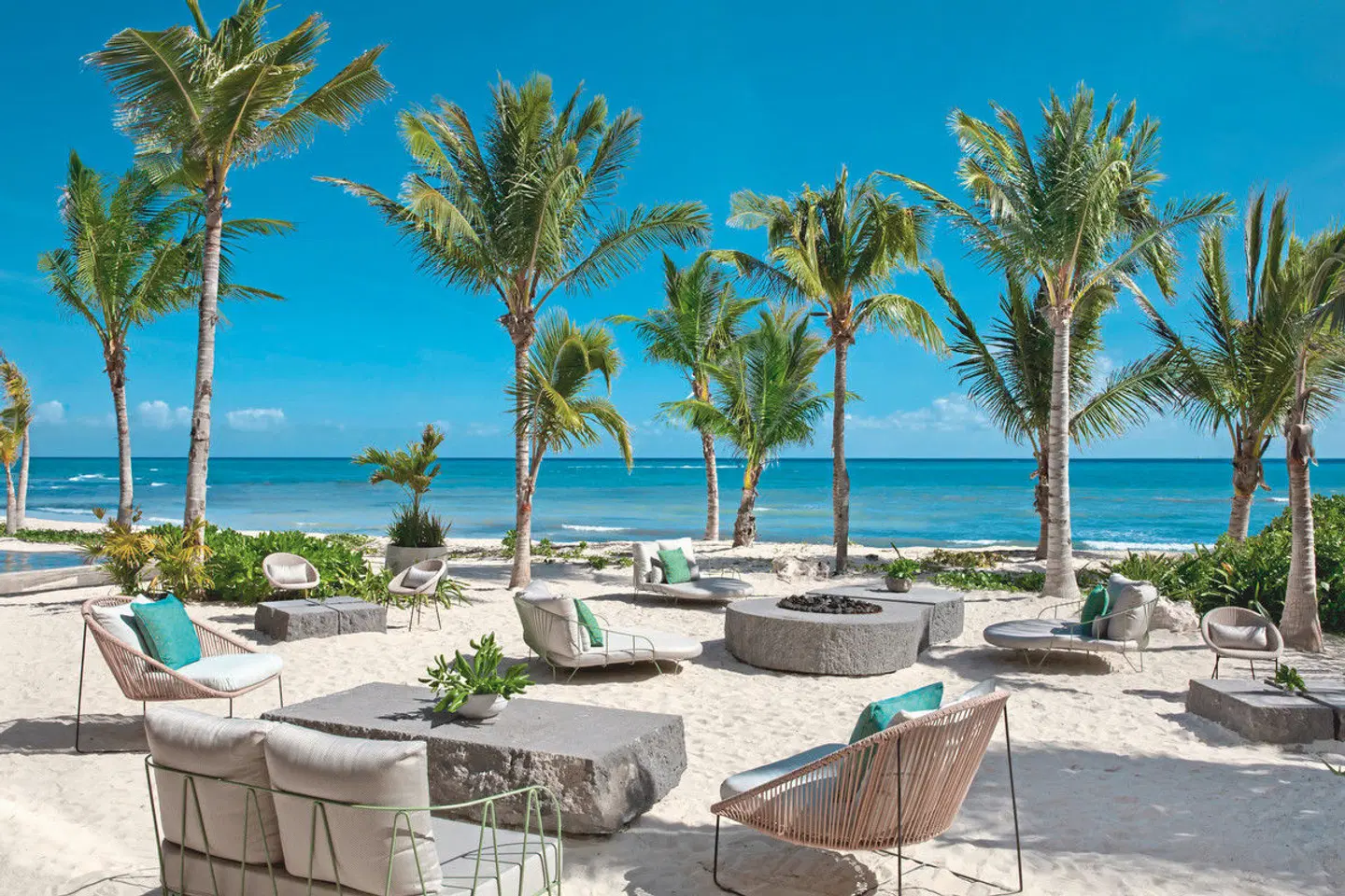 Impression Moxché by Secrets Strand