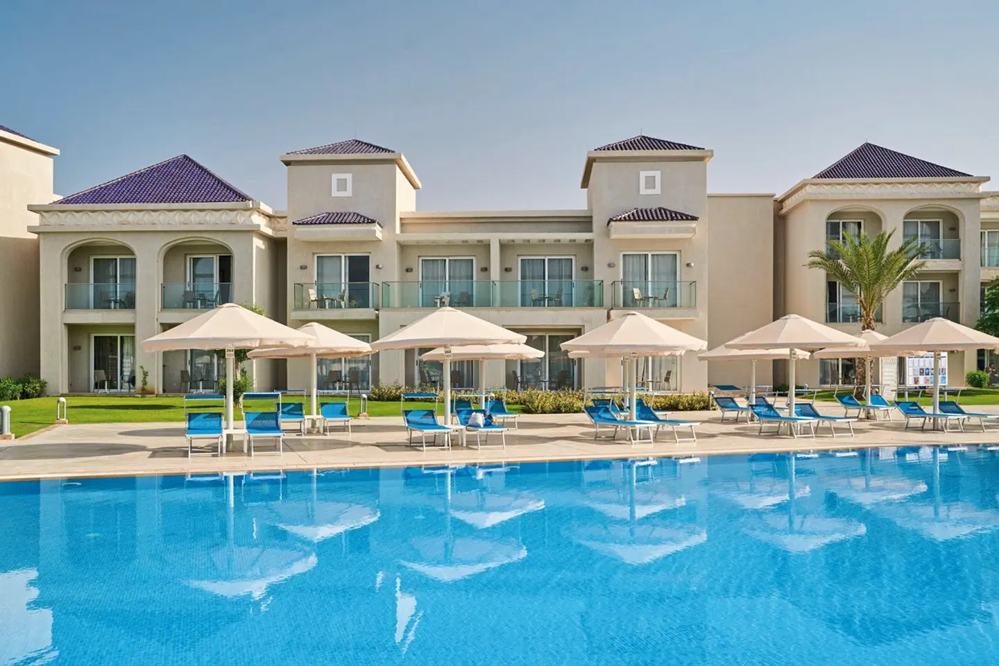 Pickalbatros White Beach Resort Taghazout OUTDOOR_POOL