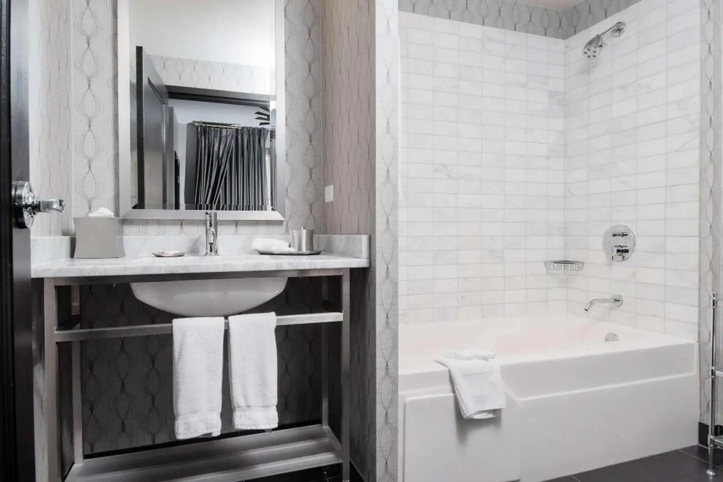 The Allegro Royal Sonesta Hotel Chicago Loop Badezimmer