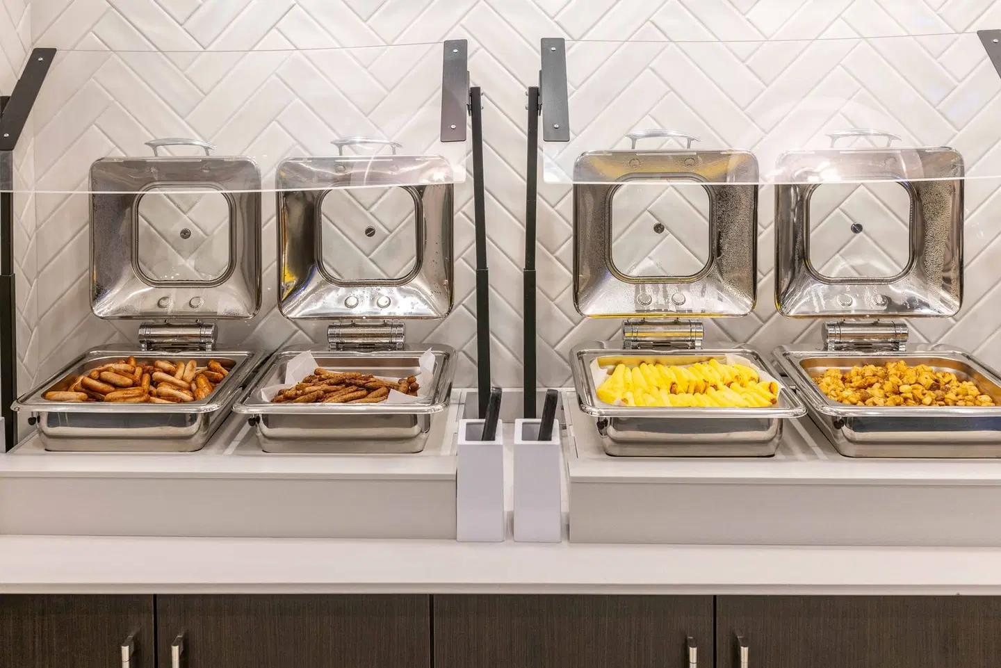 Holiday Inn Express & Suites Halifax - Dartmouth Restaurant