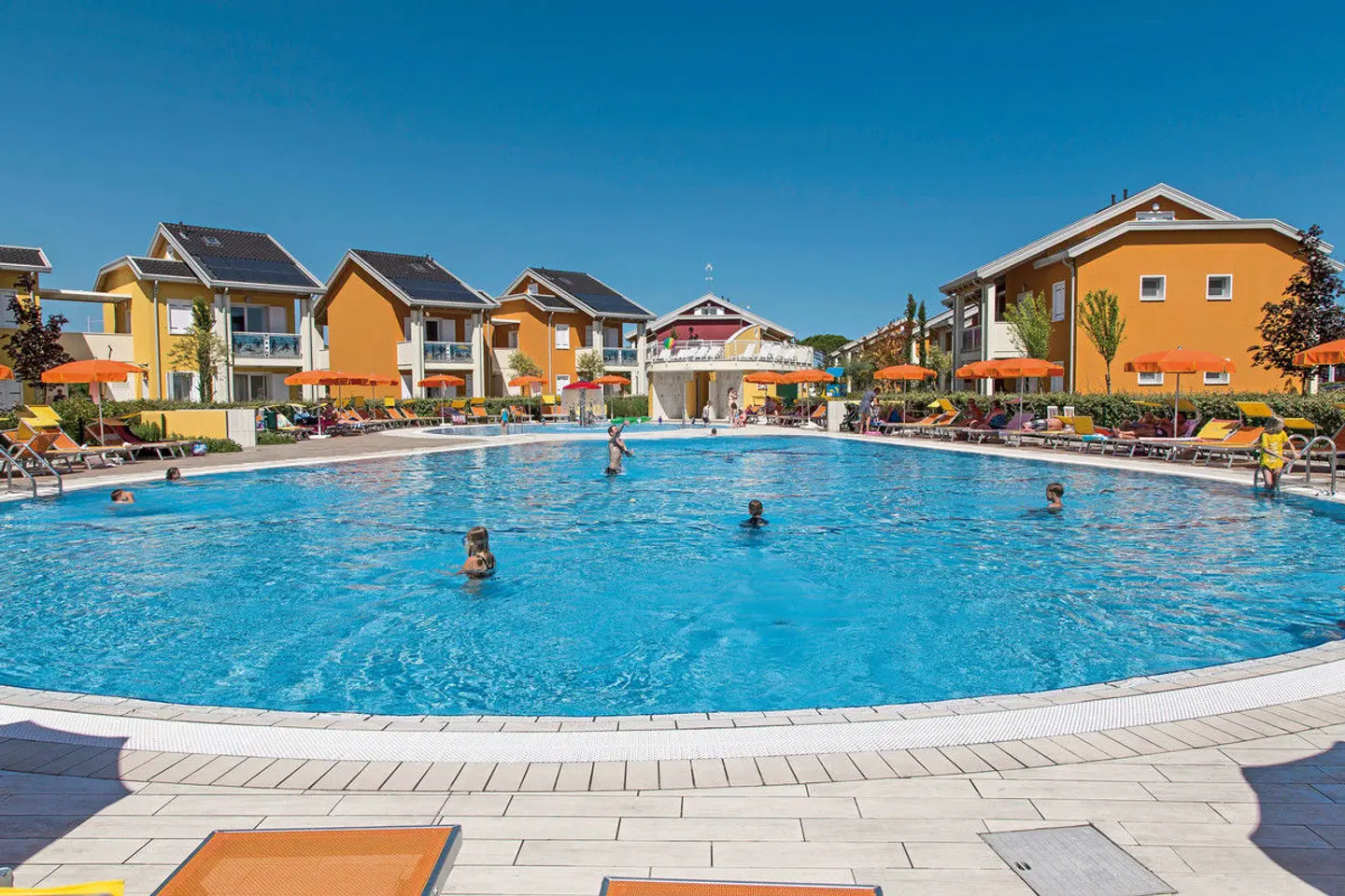 Residence Green Village OUTDOOR_POOL
