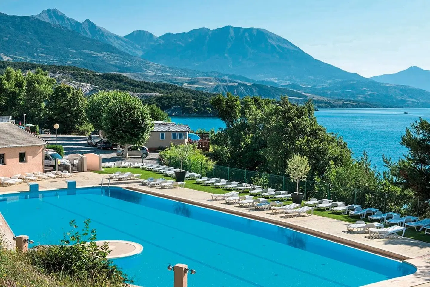 Domaine de l'Ecrin du Lac OUTDOOR_POOL