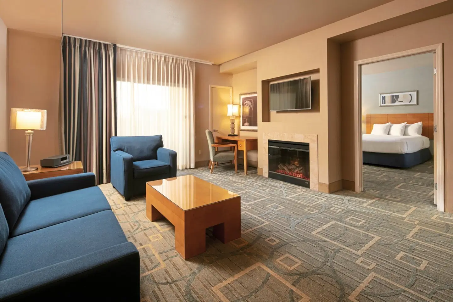 The Platinum Hotel ROOM_EXAMPLE