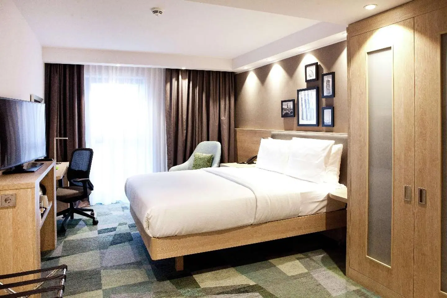 Hampton By Hilton Berlin City East Side Gallery ROOM_EXAMPLE