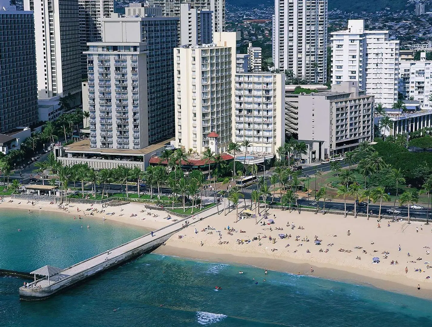 Park Shore Waikiki EXTERIOR