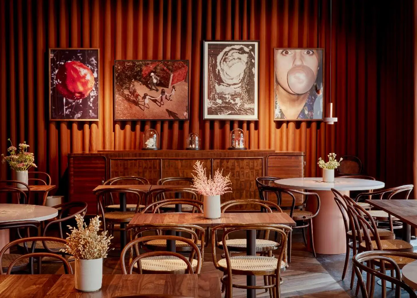 Lindley Lindenberg Restaurant