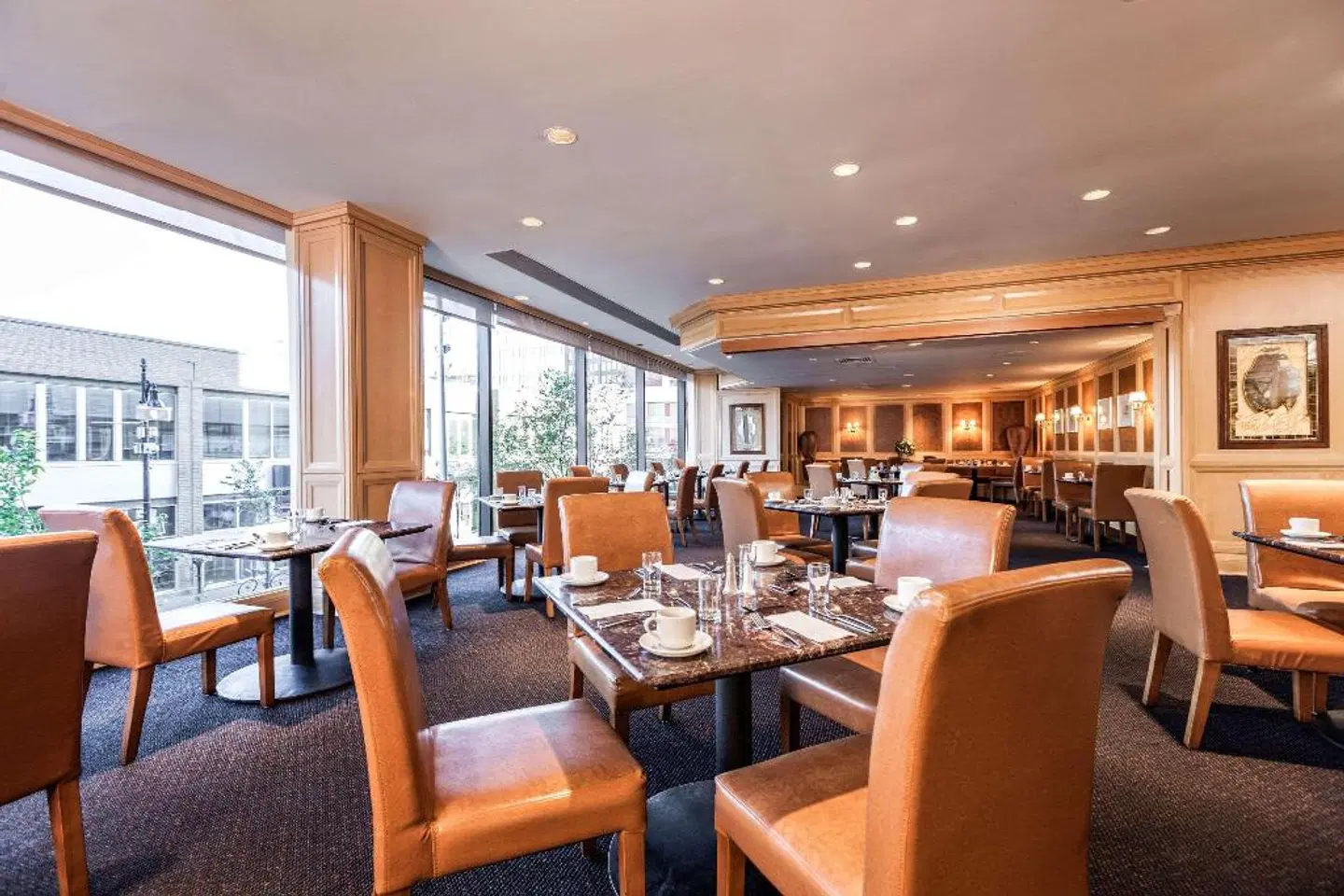 Hotel Place Dupuis Montreal Downtown Ascend Hotel Collection Restaurant