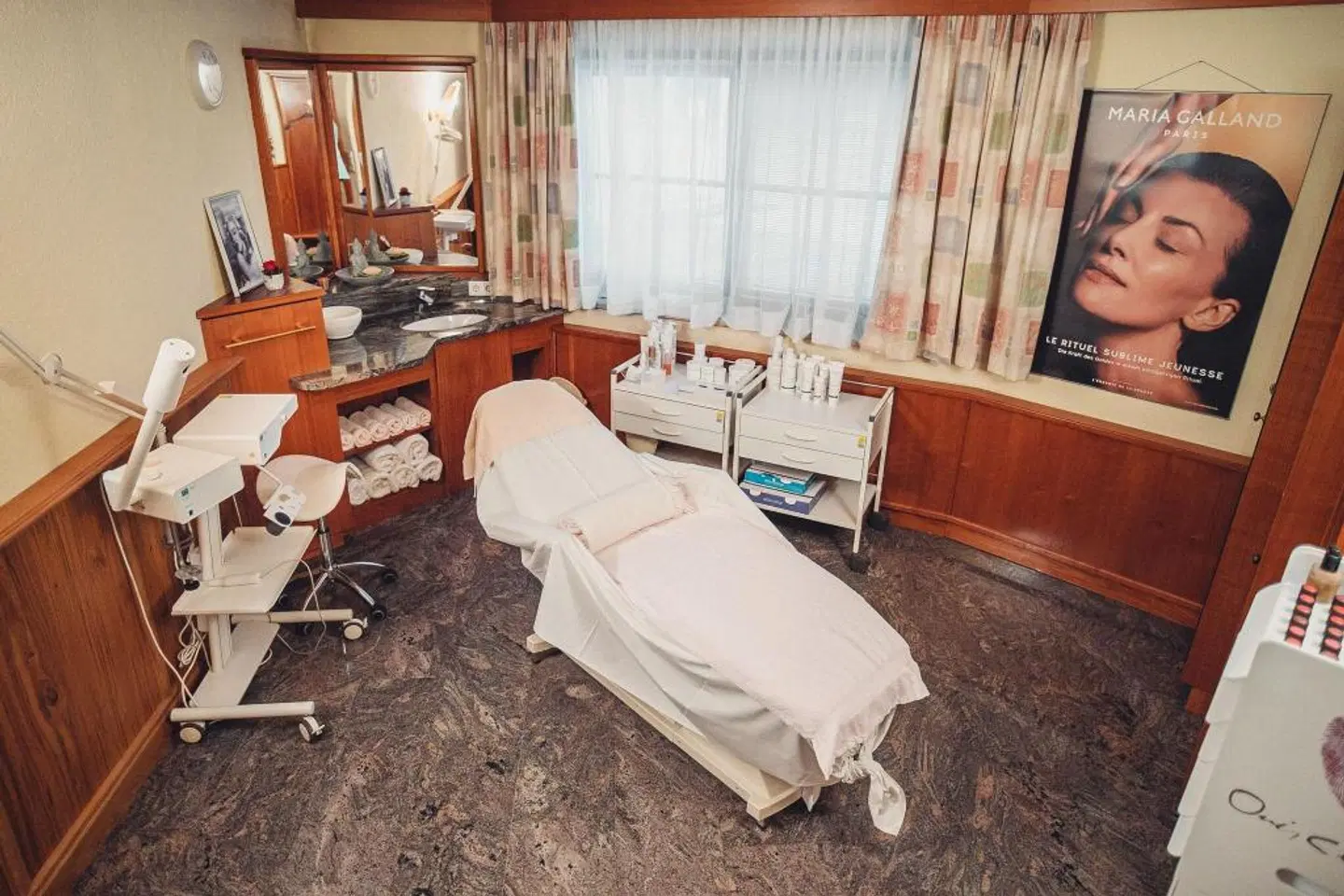 Alpenpark Resort ROOM_EXAMPLE